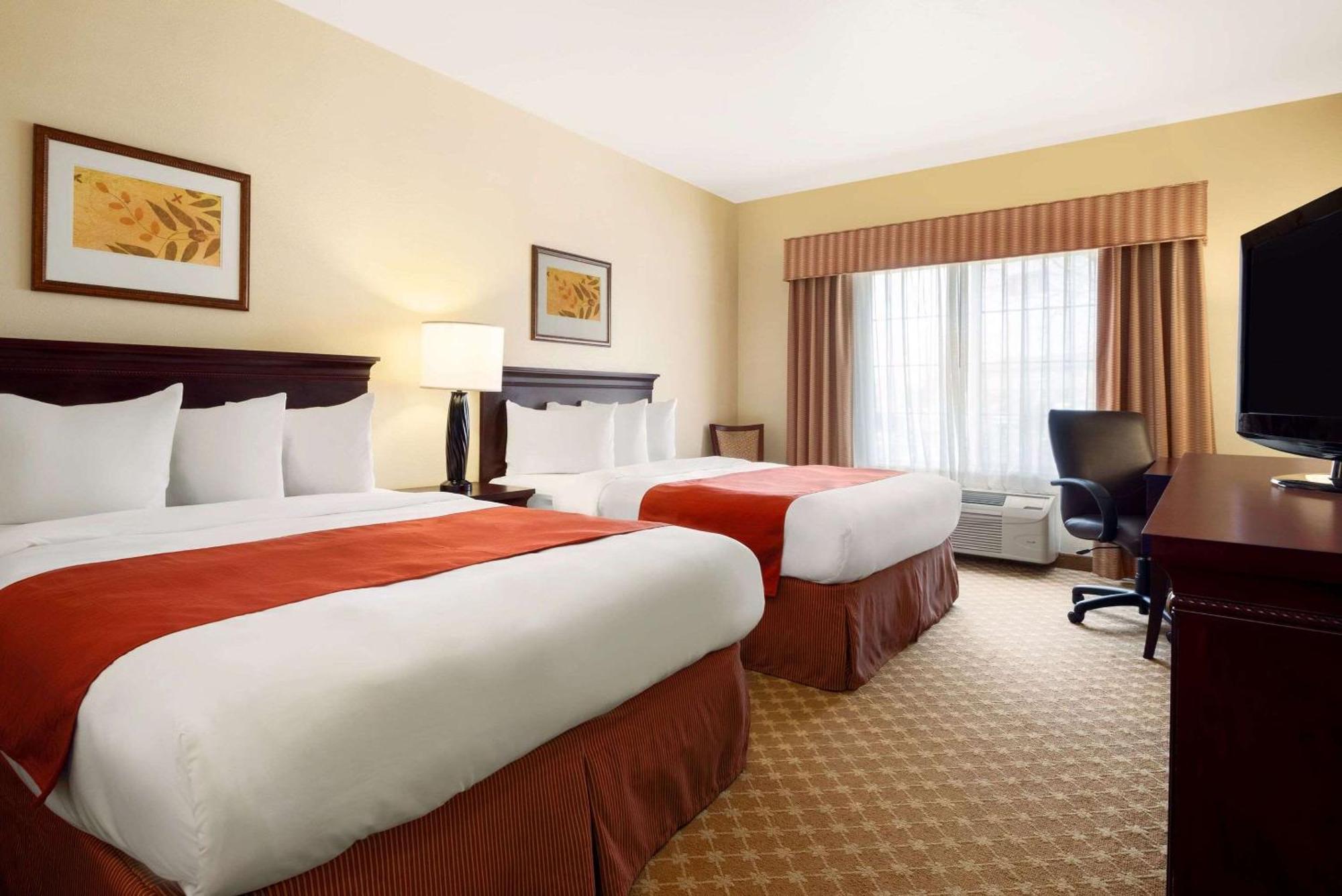 Country Inn & Suites By Radisson, Clinton, Ia Экстерьер фото